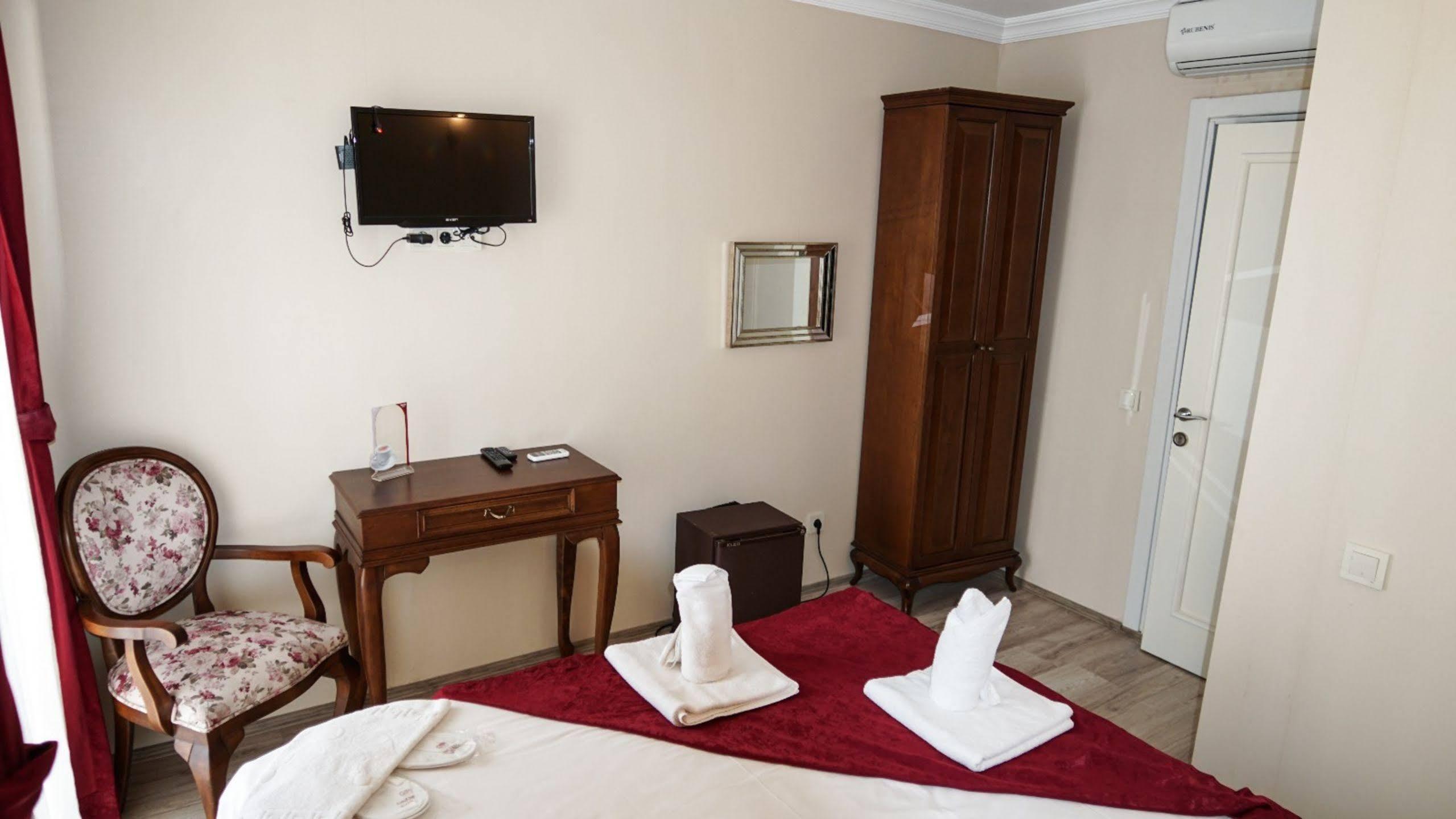 אדאלר Pelit Boutique Hotel מראה חיצוני תמונה