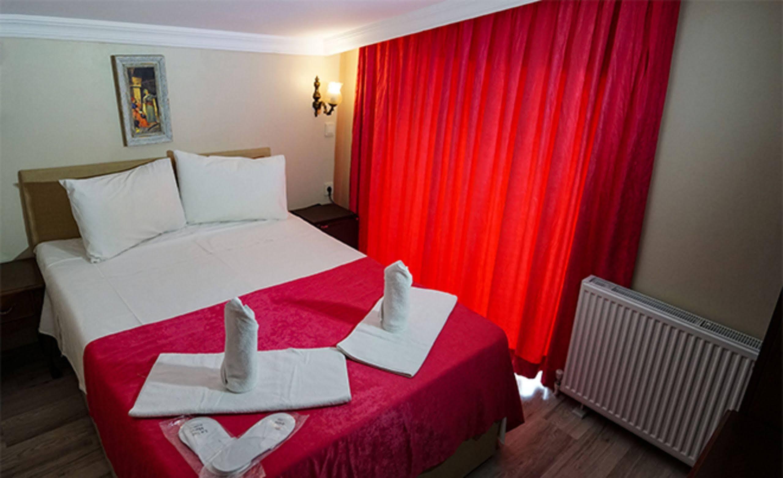 אדאלר Pelit Boutique Hotel מראה חיצוני תמונה